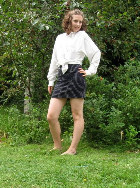 teen mini skirt. young teen exam a mini skirt would have